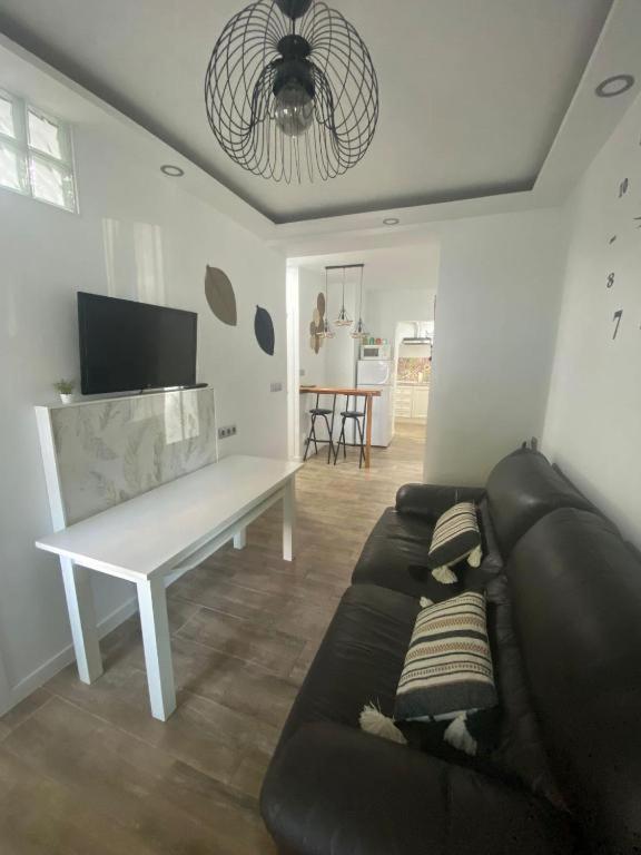 Family Apartment In Triana Sevilla Buitenkant foto