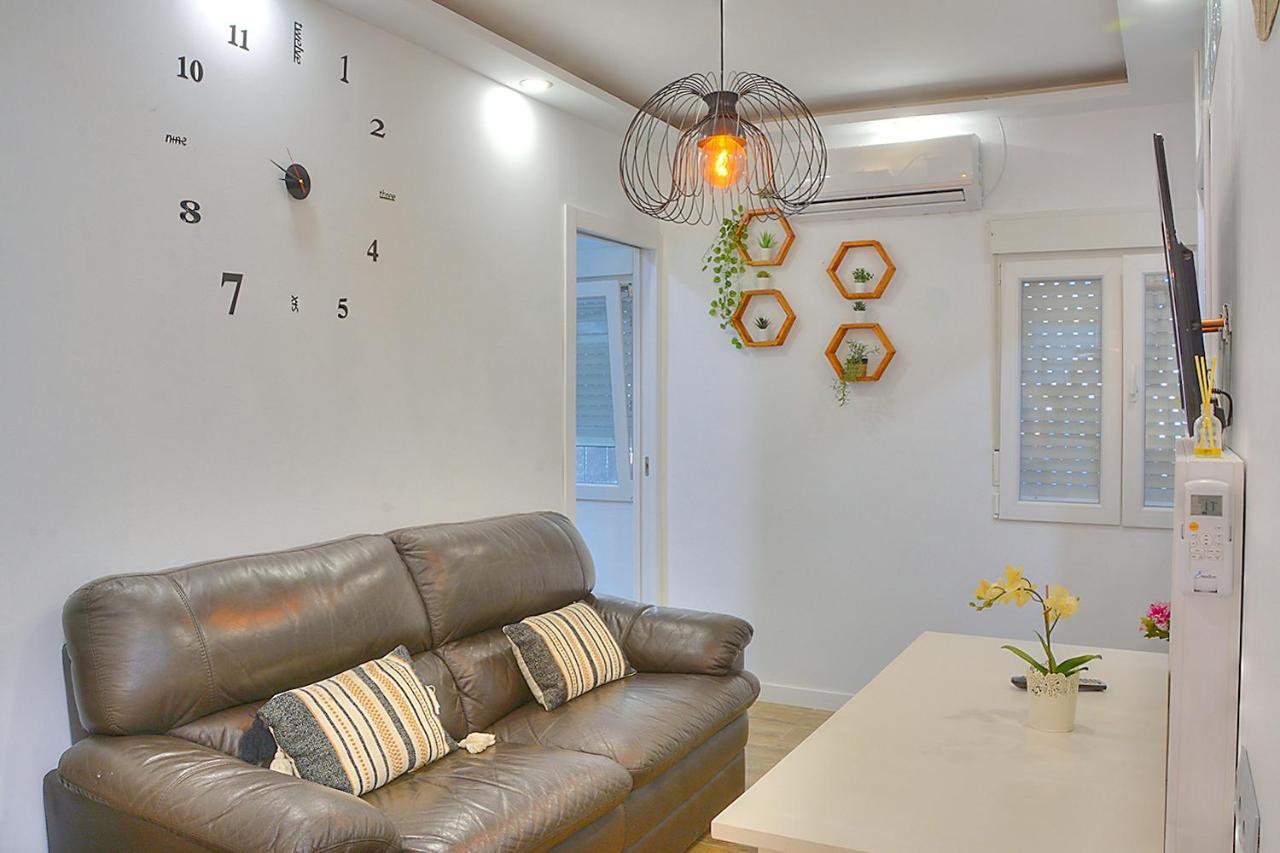 Family Apartment In Triana Sevilla Buitenkant foto