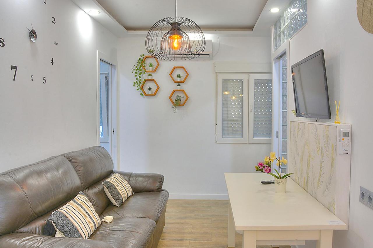 Family Apartment In Triana Sevilla Buitenkant foto